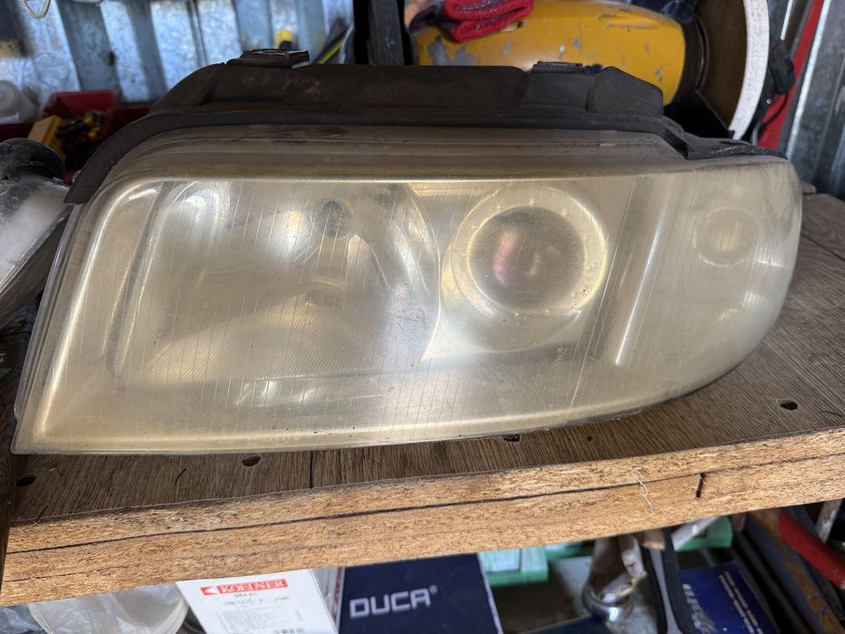 Продам рест Фары на Ауди А4 Б5