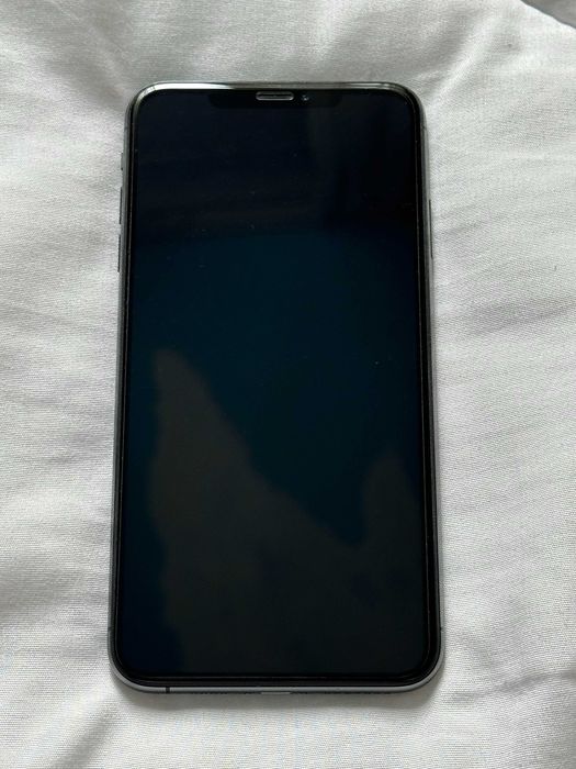 iPhone XS Max 64GB в отличном состоянии c коробкой! Документы, Зарядка