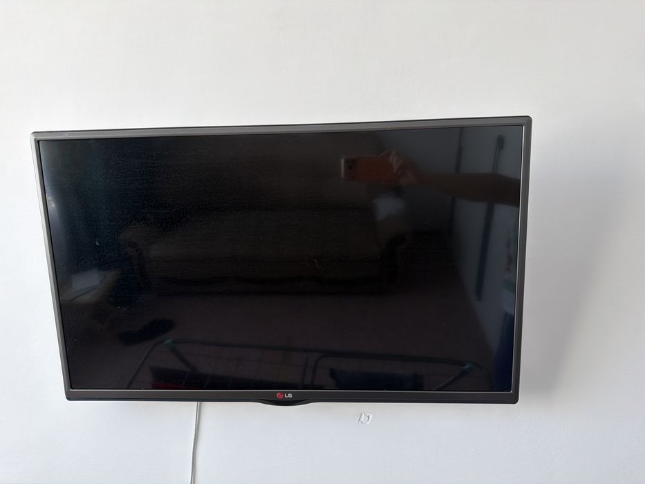 Продам телевизор в отличном состоянии LG