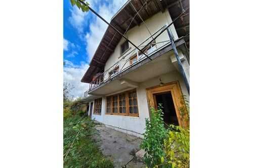 Продава се Къща в Тетевен - 323 кв.м за 214 €/кв.м - Снимка #13
