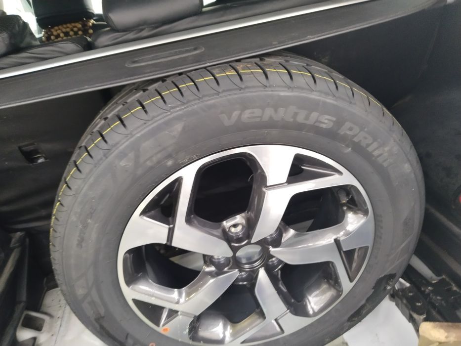 Запаску, полноценную, новую