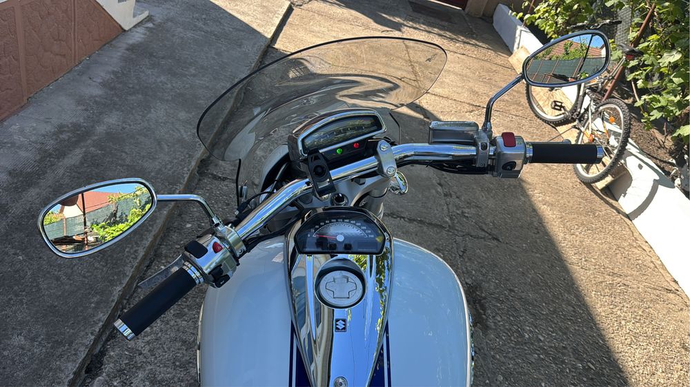 Suzuki boulevard m109r