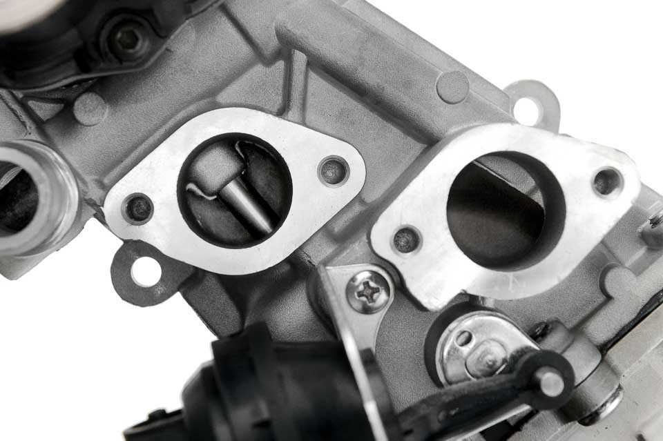Supapa EGR radiator racitor gaze Audi A1 A3 Q3 TT Seat Altea Leon