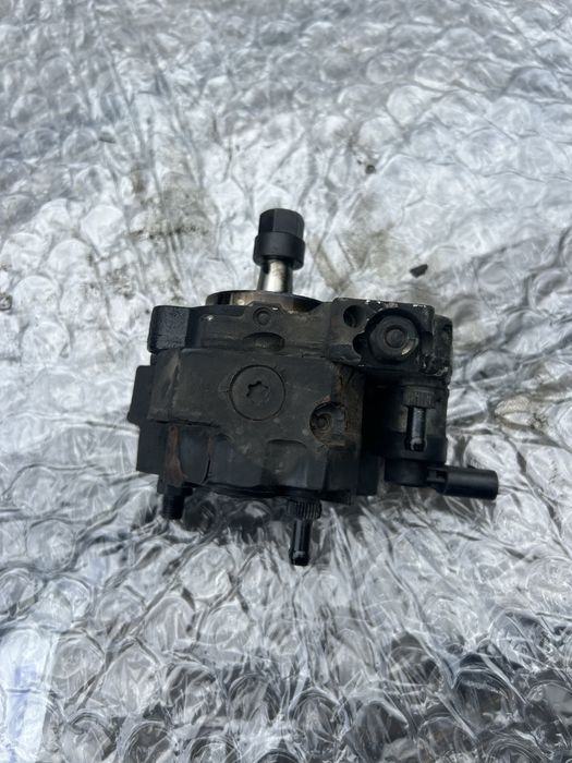 Горивна помпа R90!