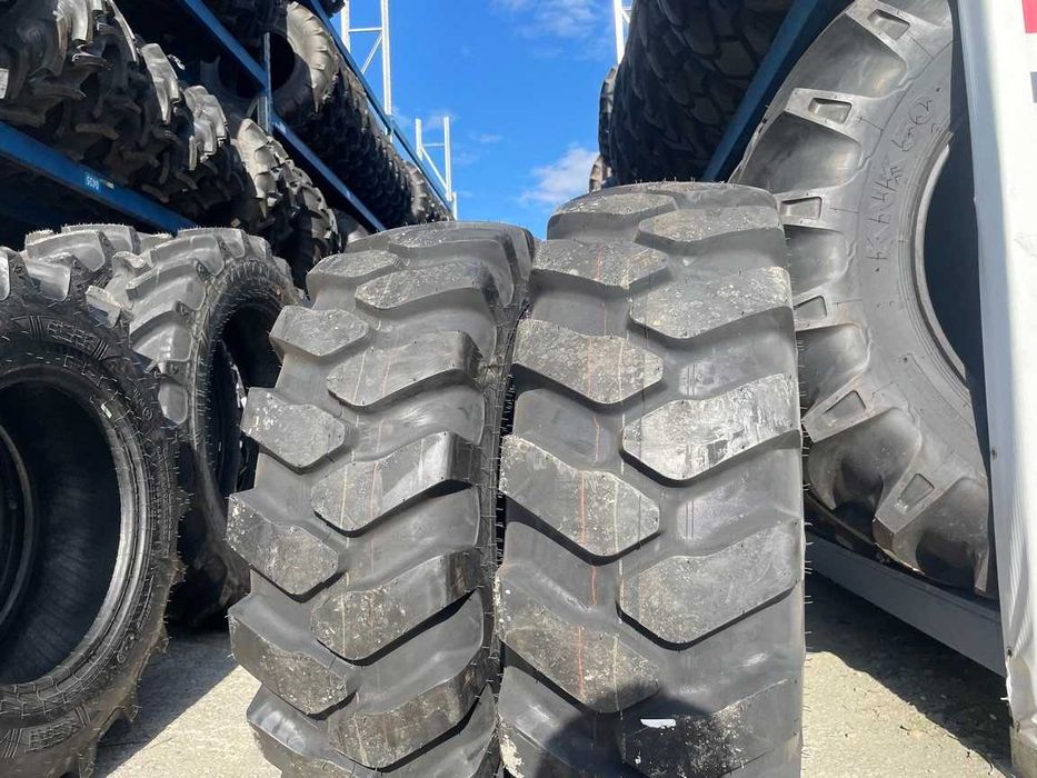 Anvelope marca CEAT de buldo manitou 12.5-18 livrare rapida 12PR