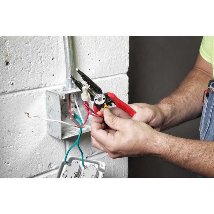 Клещи за заголване на кабели 7 в 1 Milwaukee , 0.75-6.0mm 2/150 mm