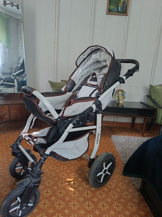 Коляска производства Польша