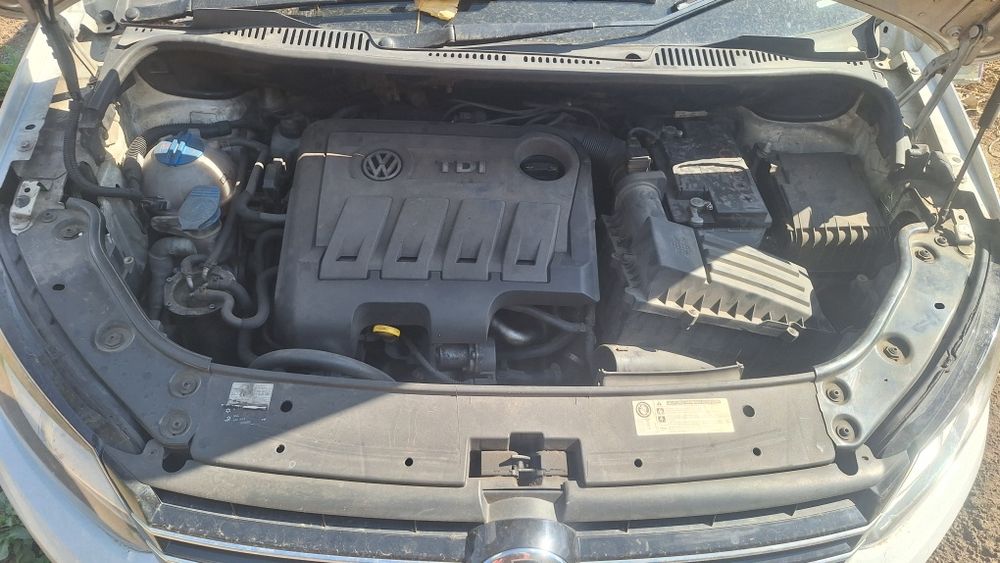 Motor 1.6 cayc 105 cp turbina injectoare  passat b6 skoda 2 golf 6 sea