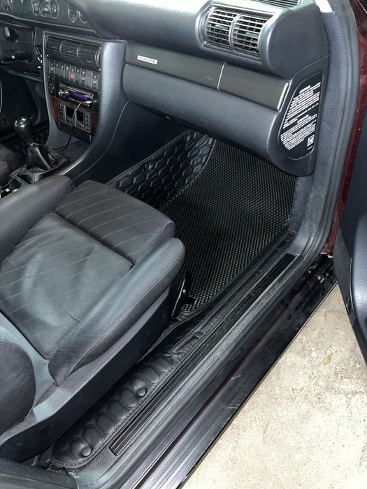 продам 5D полики ауди с4