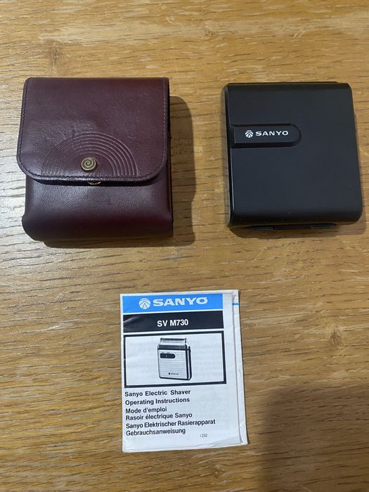 Aparat de ras vintage Sanyo SV M730