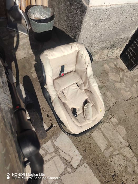 Детска количка със столче