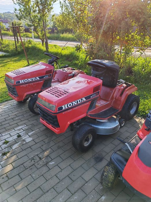 Vând repar tractorașe tuns  Honda