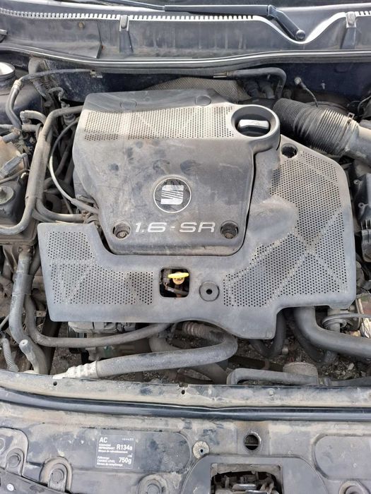 Seat Toledo 2002 година 1.6 бензин, на части