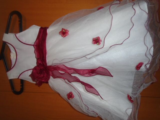 Rochita de ocaziu  + bolerou pentru 3-4 ani