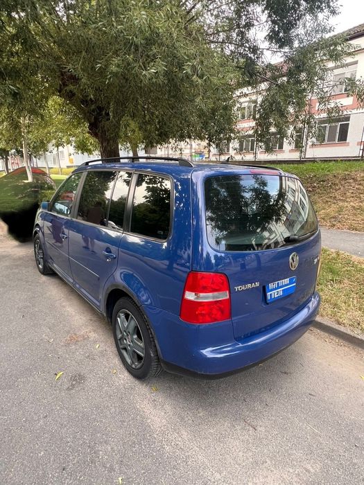 Volkswagen Touran