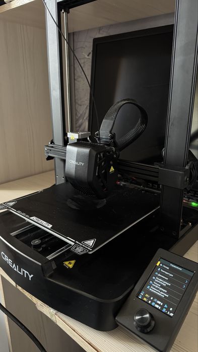 Продам 3д принтер Creality ender 3 se