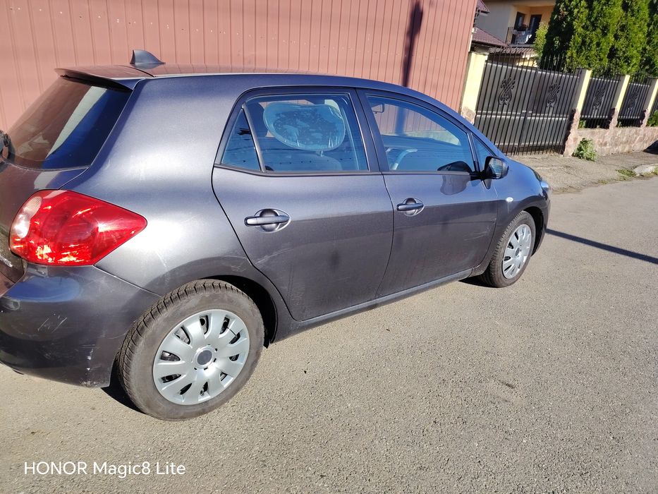 Vând Toyota Auris 1,6 benzină, 124cp