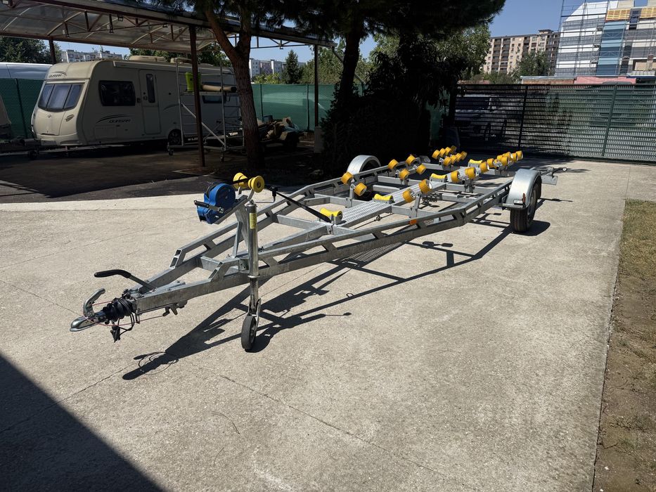 Колесар Venitrailers 1800 КГ ЗА ЛОДКА ДО 7М
