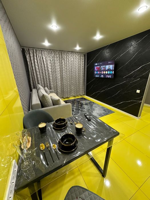 Сдам  посуточно евро двушку