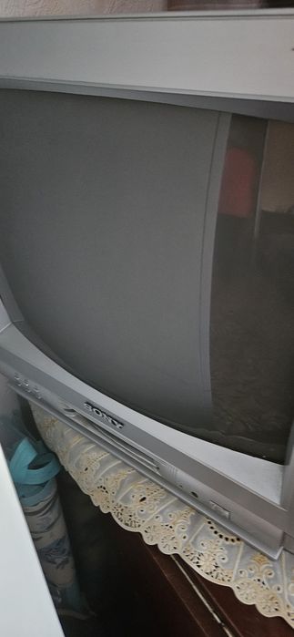Телевизор SONY  с пультом