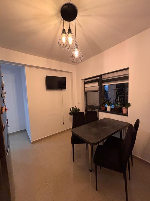 Proprietar. Apartament 2 camere decomandate Visan,63 mp+loc de parcare