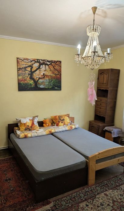 Inchiriez camera la casa, zona Copou, pentru doua fete