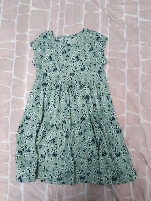 Отдам пакет детских вещей