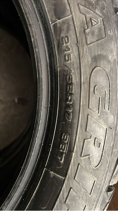 продам резину 215/55/R17