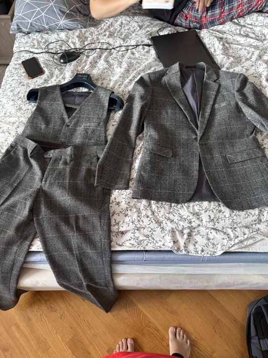 Продам костюм в отличном состоянии