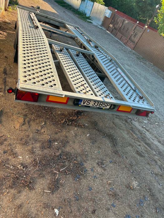 Platformă auto 2 axe BNG 2700 kg – Basculabilă – Stare foarte bună