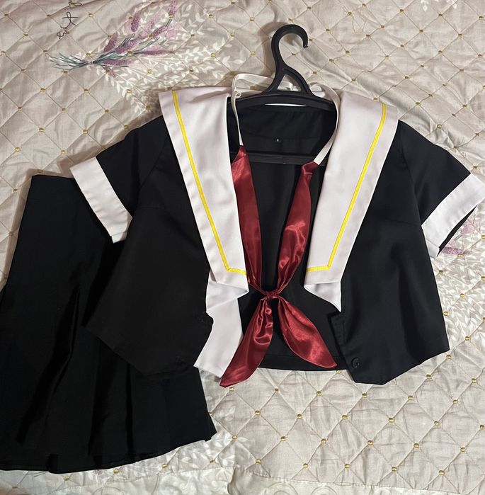 Аниме косплей. Медсестра и школьница