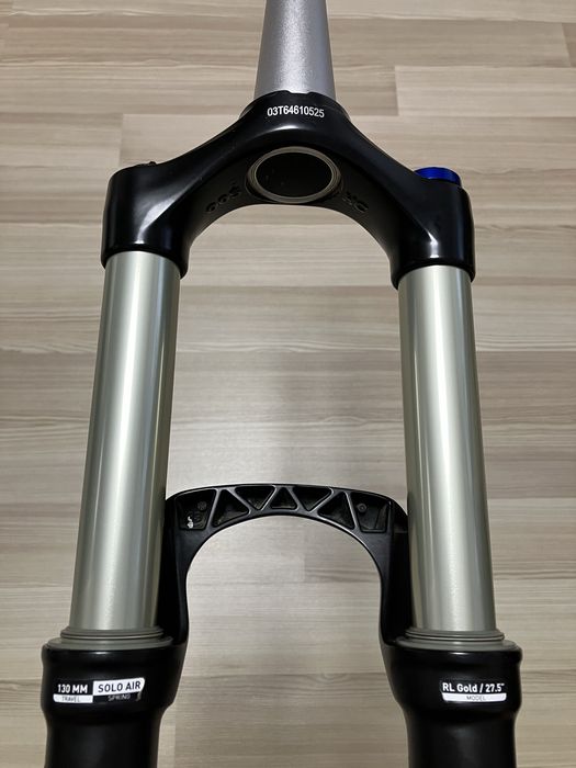 Vând RockShox Sektor Gold RL  27.5" Solo air / 150mm / Stare excelentă
