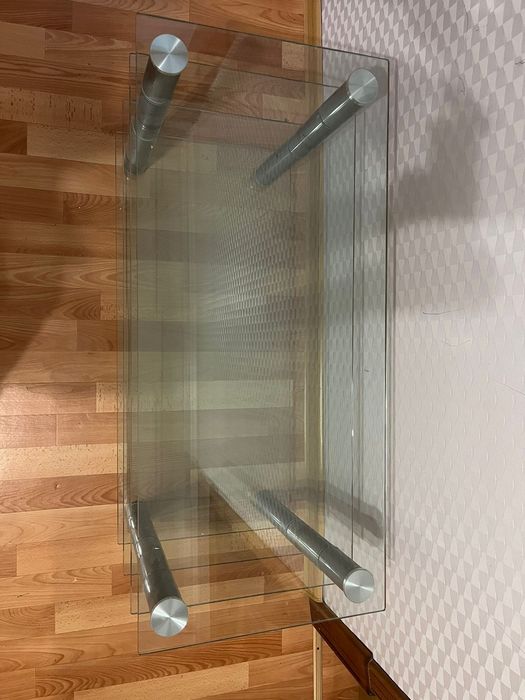 Журнальный столик