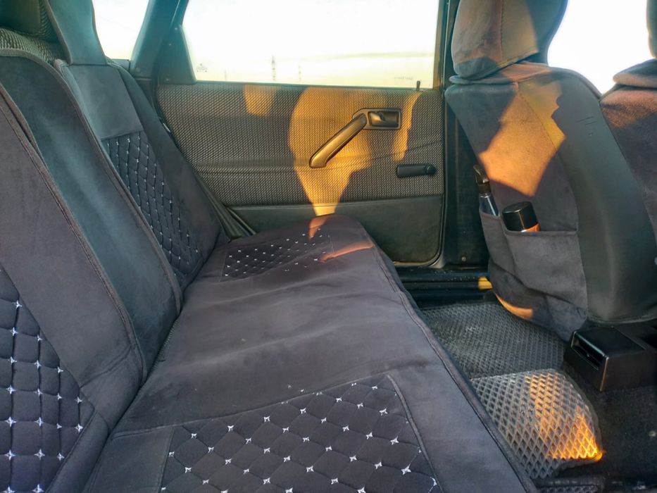 Продам срочно машину