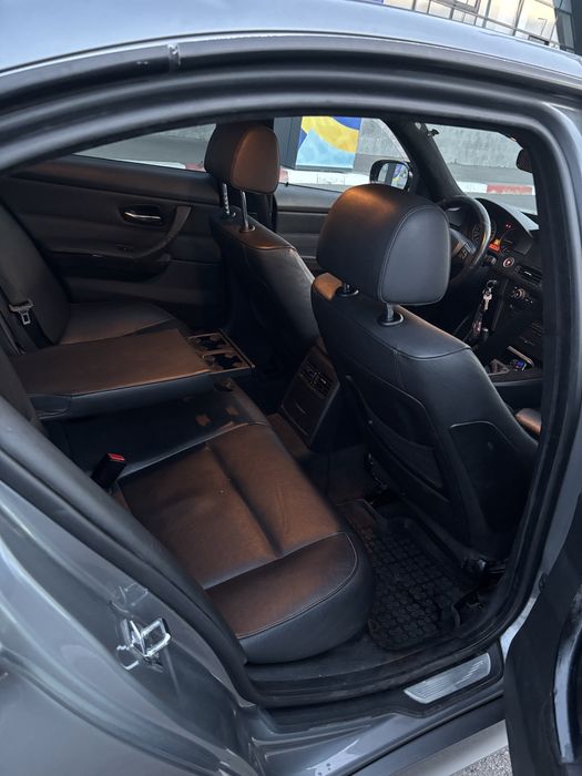 BMW Seria 3 2010 — imagine 4