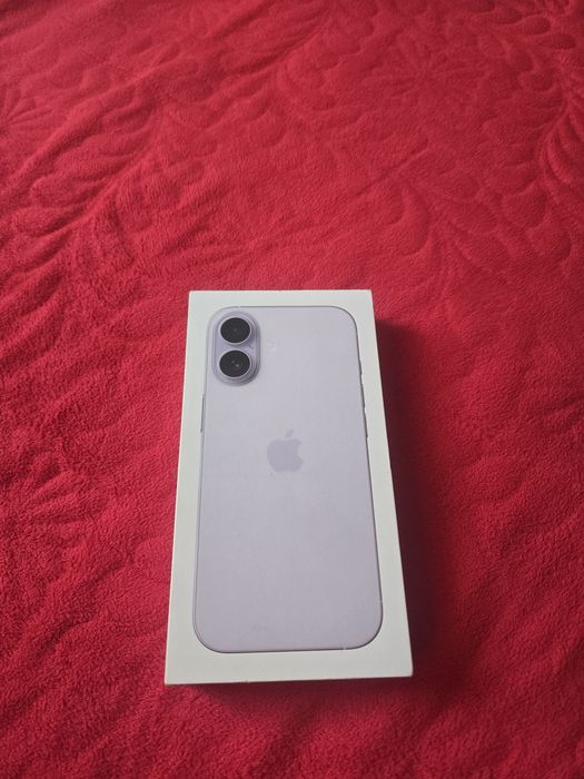 Vand/Schimb iphone 17/ 256 gb Nou