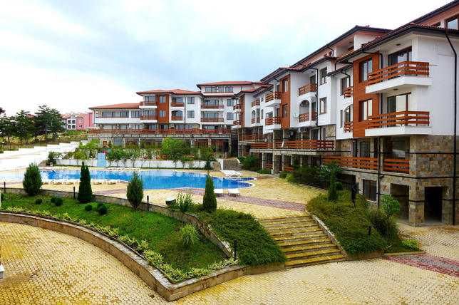 Продава се Двустаен апартамент в к.к. Слънчев бряг - 65 кв.м за 954 €/кв.м - Снимка #13