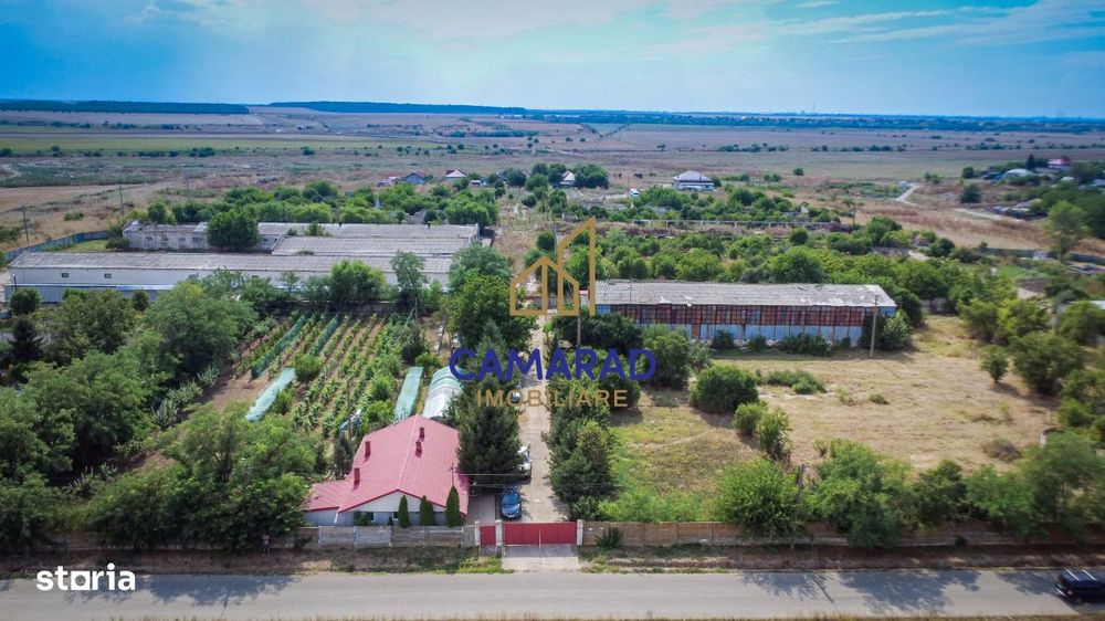 Casa - hala si teren de 9000 mp - ideal investitie - Fundeni/Calarasi