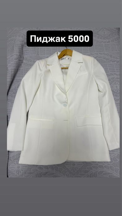 Продам женскую одежду