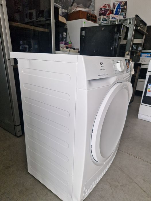 Сушилня Слим 7кг Electrolux Perfect ARE 600