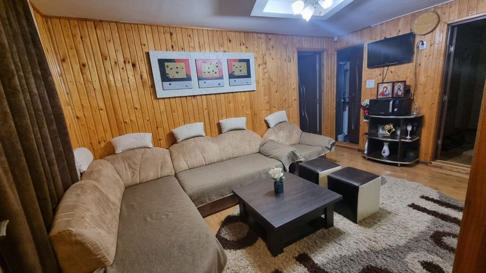 Cabană/Căsuța Alesia&David+4185m teren intravilan,Bucovina CâmpulungMo ...