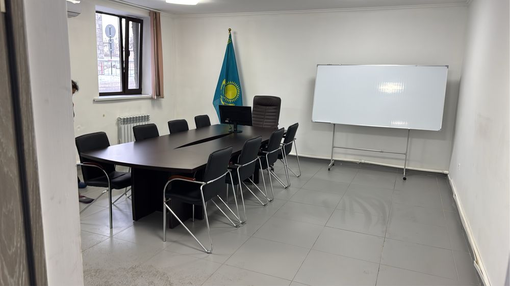 Сдам в аренду на проведение конференц зал 20 кв. м переговорная