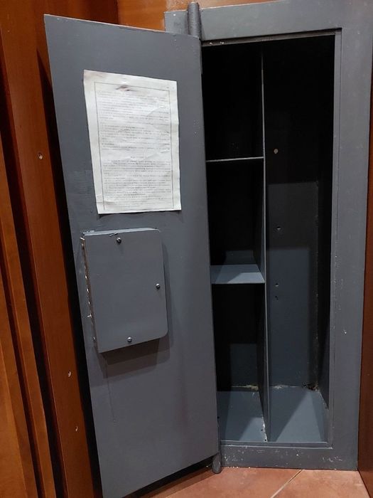 Сейф для охотничего оружия