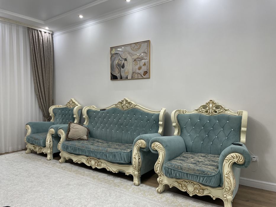 Диван сатылады