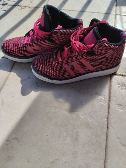 Дамски кецове Adidas