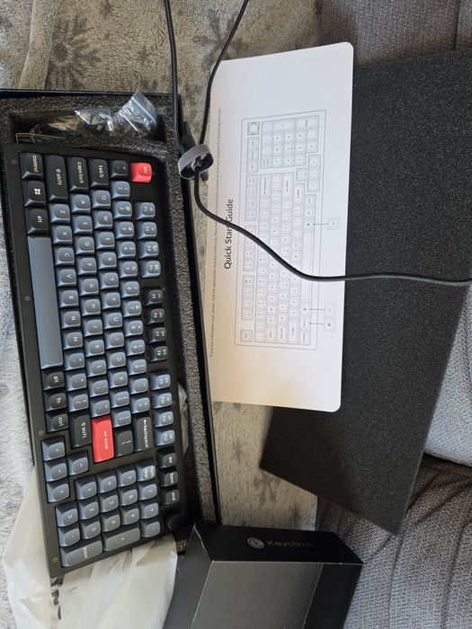 Tastatura Keychron v5