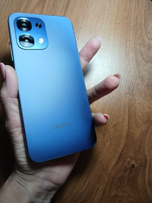 Продам телефон. Oppo a 6 pro шустрый.