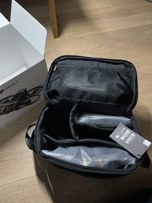 Drona dji avata 2 fly more combo