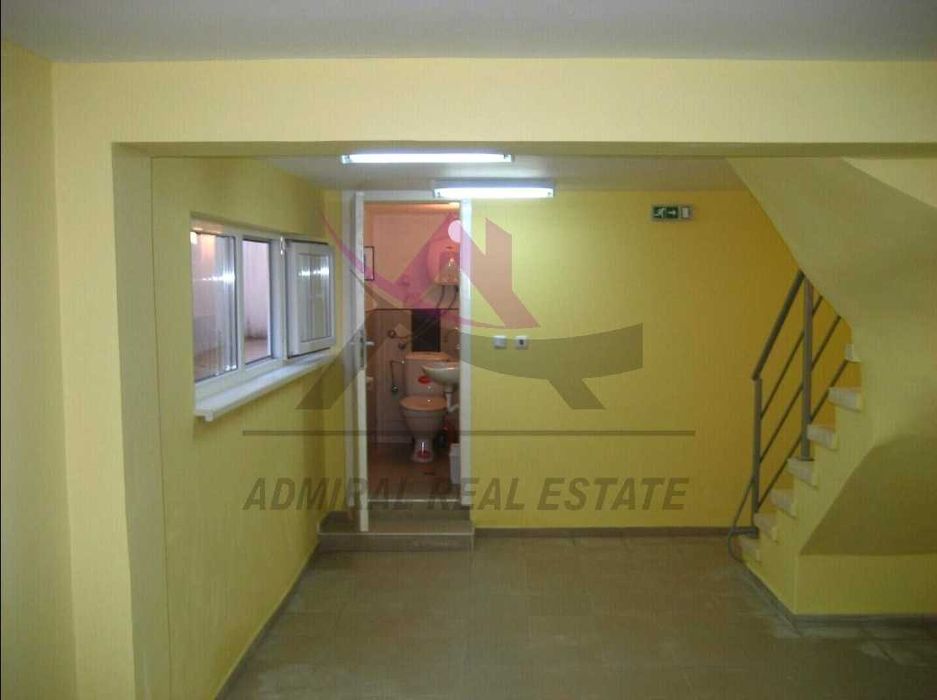 Дава се под наем Магазин в Варна, Колхозен пазар - 80 кв.м за 309.06 € - Снимка #3