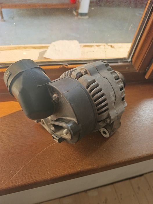 Генератор на BMW e39